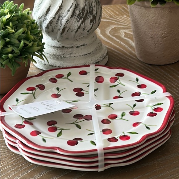 Other - NEW! Set/4 Vintage Inspired Outdoor Melamine Red & White Cherry Scalloped Plates